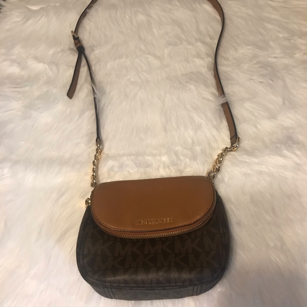✨Michael Kors Crossbody bag👜 - Picture 8 of 8